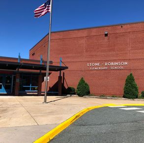 Main entrance of Stone-Robinson Elementary School